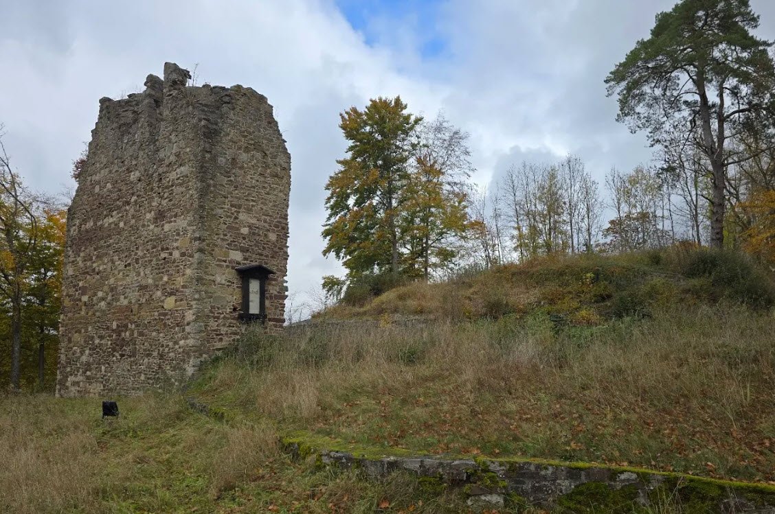 Ruine Itterburg, Vöhl, Germany, Germany